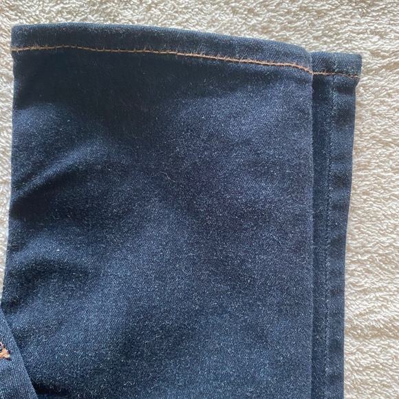 Guess Low Rise Dark Wash Skinny Jeans - Picture 4 of 7